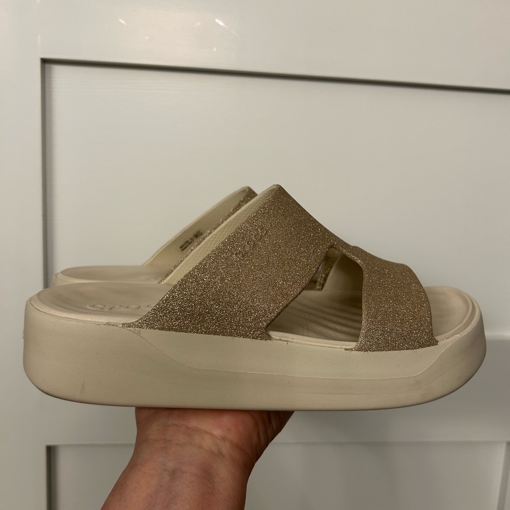 Crocs Getaway Platform Gold Glitter H-Strap Sandals Size 9 - Picture 8 of 11